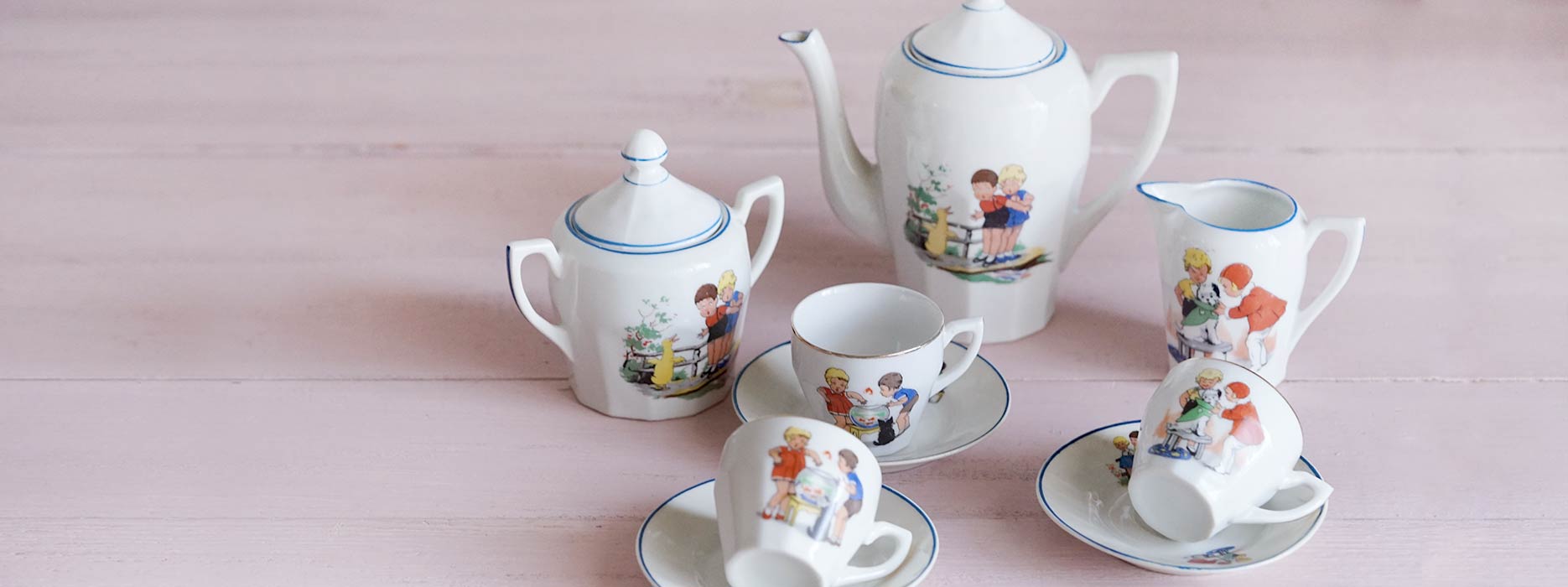 フランス アンティーク 薔薇柄ピンクのディネット ティーセット