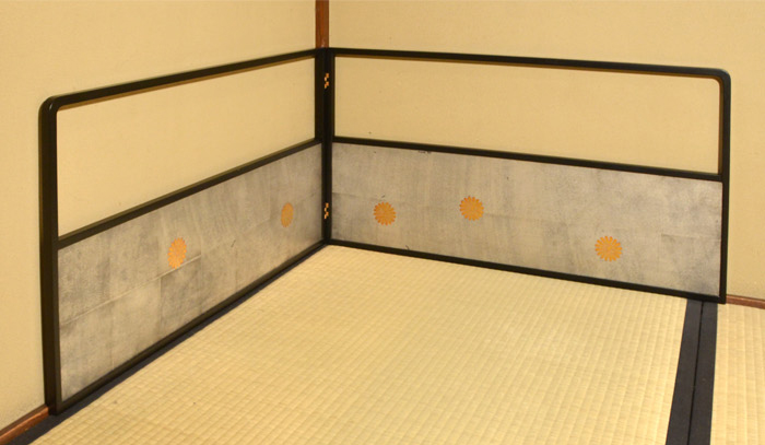 茶道具 黒塗縁 利休梅 風炉先屏風 裏杉格子網代 両面使い 炉風炉兼用