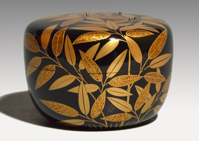 笹蒔絵 平棗 内銀溜塗 川端近左(作) 即中斎在判箱書 | 古美術ささき