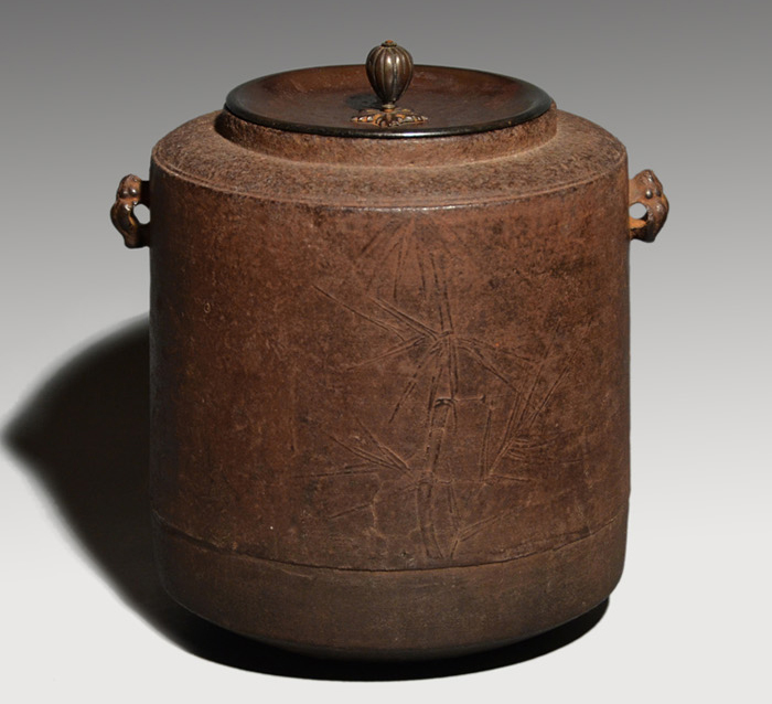 梅竹図 肩衝筒釜 伊勢芦屋(長野烈鑑定) 大西五郎左衛門(大西浄心(烽玉