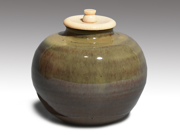 別作 高取焼 茶入 高取喜恵(作) 牙蓋 仕覆2付 共箱 遠州七窯 | 古美術