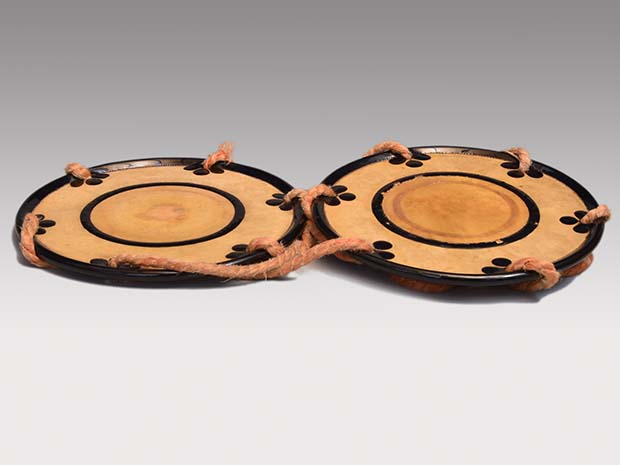 小鼓革④ 楽天市場】小鼓 合成皮革（胴:樹脂・調べ:ナイロン） : 和