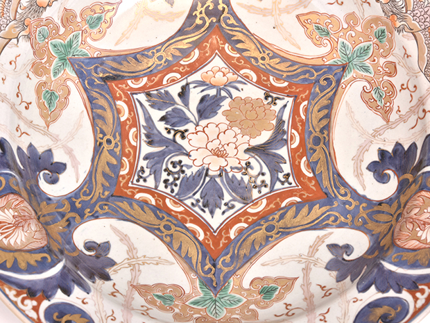 古伊万里 金彩色絵桐に鳳凰図花文大皿 径一尺八寸オーバー 江戸時代