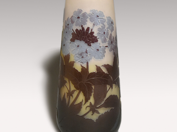 ガレ 被せガラス 羊歯紋盃 ガレ 被せガラス 羊歯紋盃