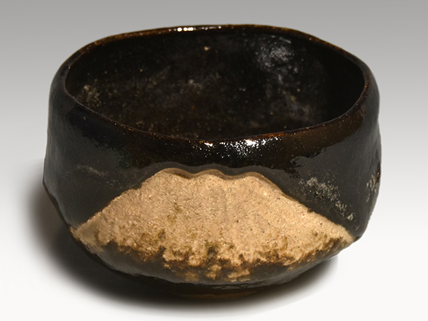 黒茶碗 三代 中村道年(作) 数印富士の絵 共箱 | 古美術ささき