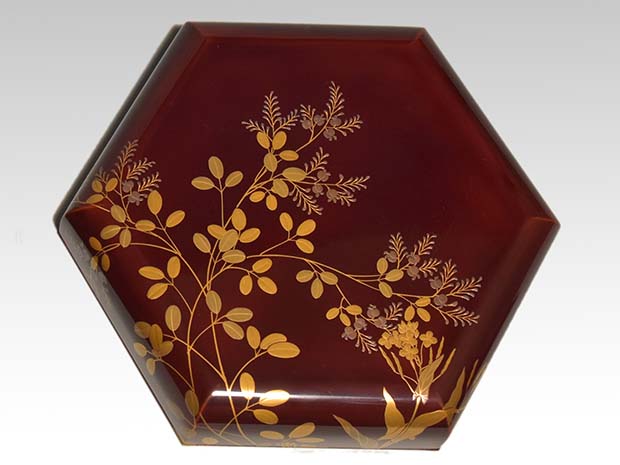 草花蒔絵 六角形菓子器 平安 西村象彦 逸品作 共箱 喰籠 | 古美術ささき