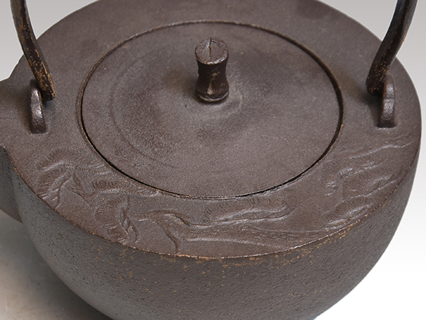 鉄燗鍋銚子 替え蓋付属 橋本辰敏（作）共箱 | 古美術ささき