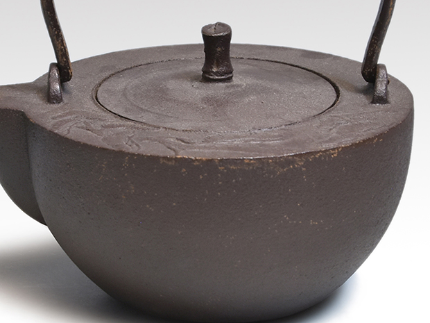鉄燗鍋銚子 替え蓋付属 橋本辰敏（作）共箱 | 古美術ささき