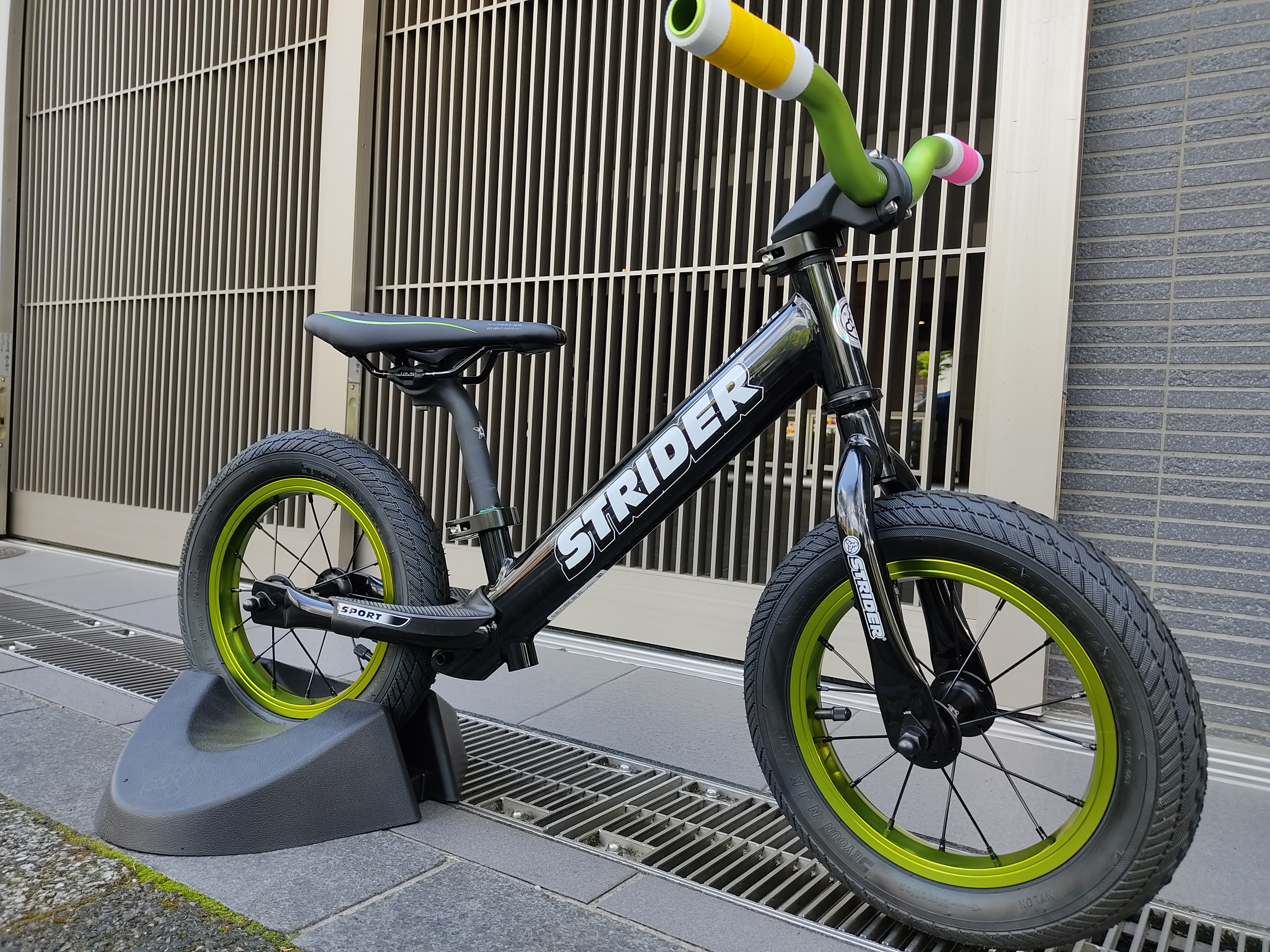 ストライダーカスタムのご紹介です！ | コンズサイクルのスタッフ