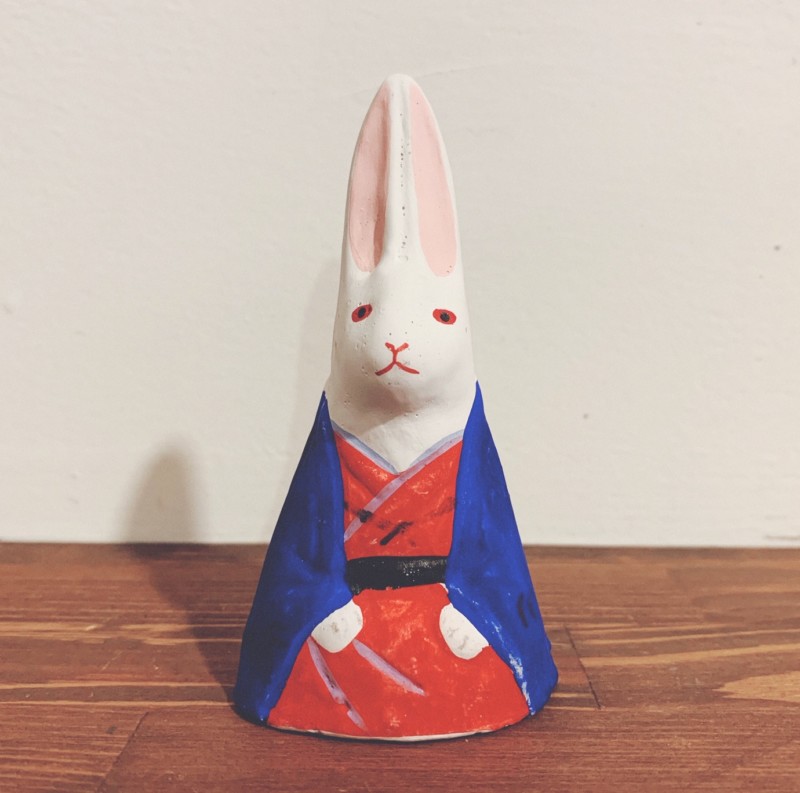 うさぎのおもちゃ 今戸焼『月見兎』 ｜ 東京都 ｜ 郷土玩具・土人形