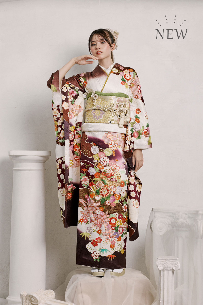 作家もの 振袖 金駒刺繍 金彩 花模様 牡丹 菊 鉄線花 桔梗 着物 014k