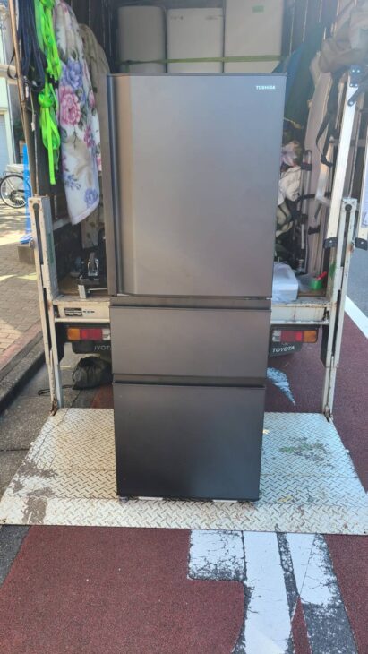 TOSHIBA冷蔵庫・冷凍庫 GR-U33SC(KZ)