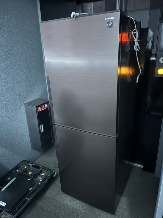 SHARP SJ-D15G-W 2021年式 左開き 冷蔵庫 札幌市近郊限定。 SHARP SJ