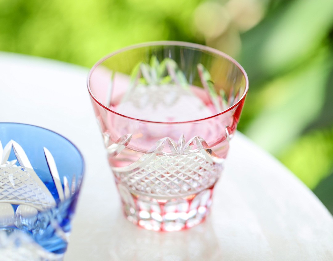 綾切子 懐石杯 赤青ペア 酒器 ぐい呑「綾切子」ペア | グラスアート