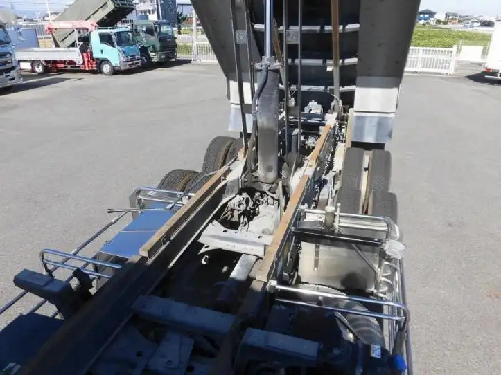 日野 プロフィア 大型 ダンプ の中古トラック【車両No.177010】｜中古