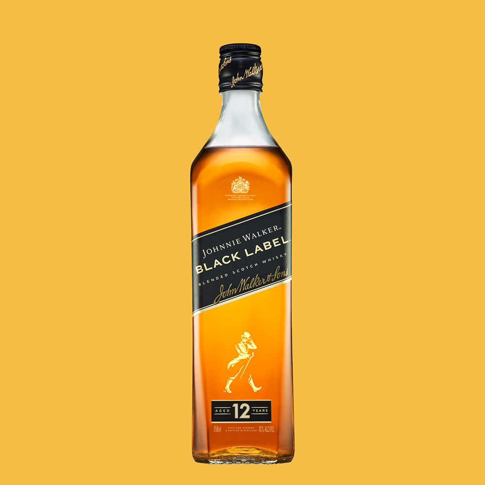 ジョニーウォーカー ブラックラベル 12年 700ml｜格安・安いお酒の通販