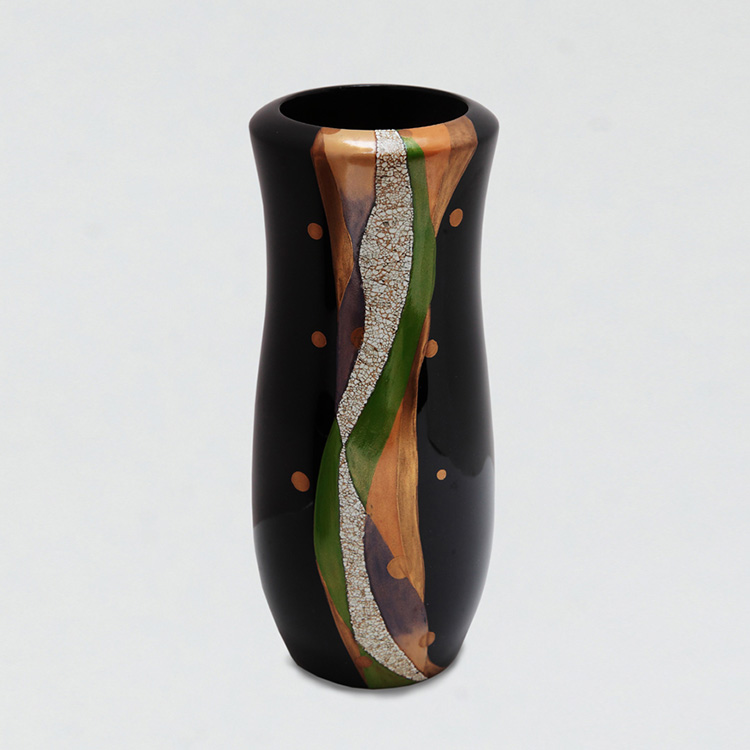 紀州漆器の伝統工芸士 谷岡 公美子