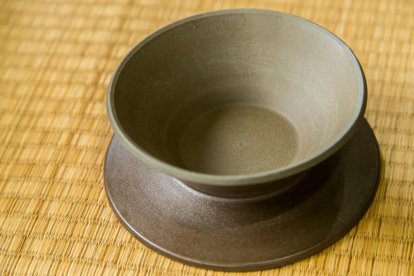 くまもと伝統工芸品復興一途｜八代焼(高田焼) 上野窯の作家 上野浩平