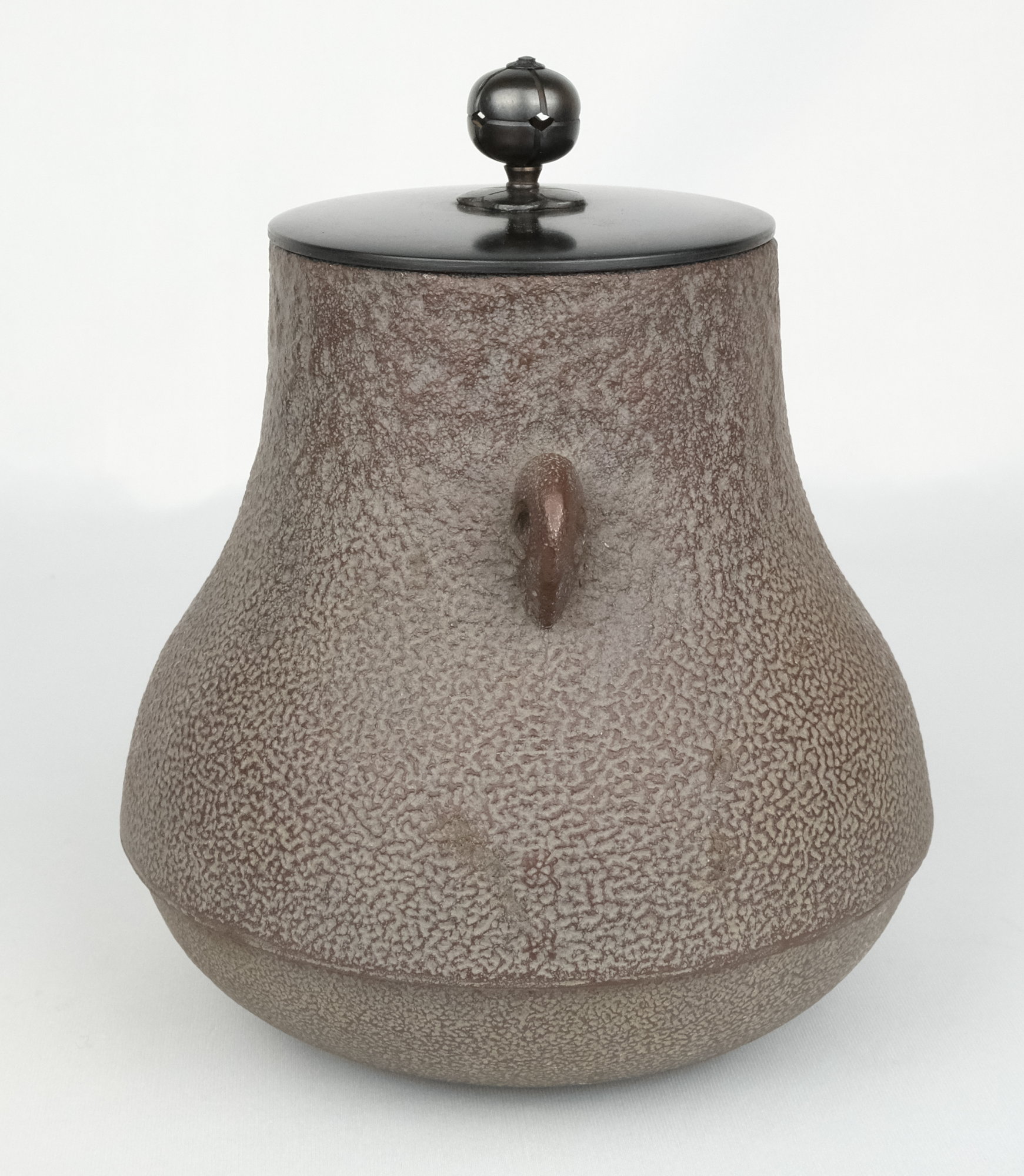 e317 人間国宝 高橋敬典作 茶釜 共箱 真形羽釜 芦地紋 茶道具