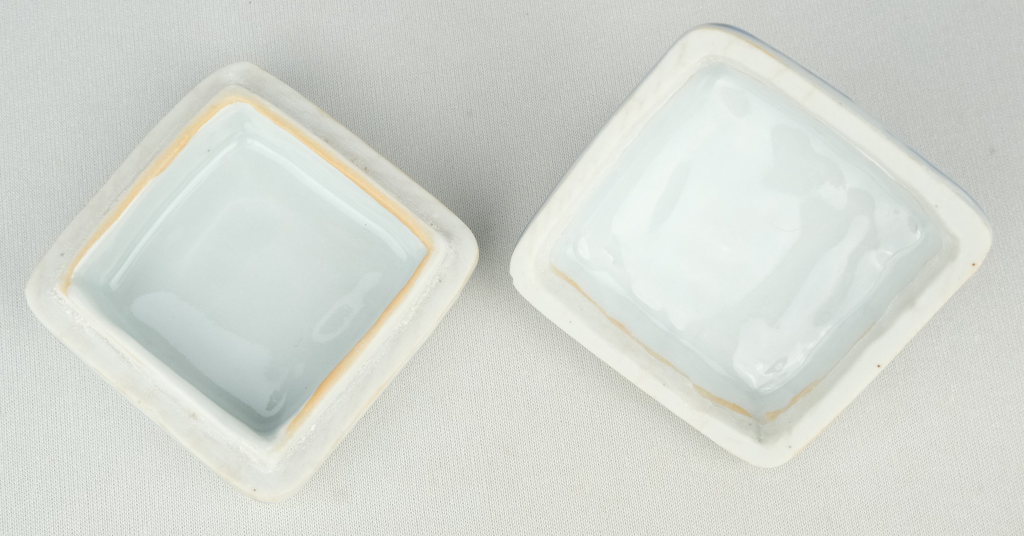 栗山園オンライン通販部 / 【出物】 染付隅田川香合 須田菁華