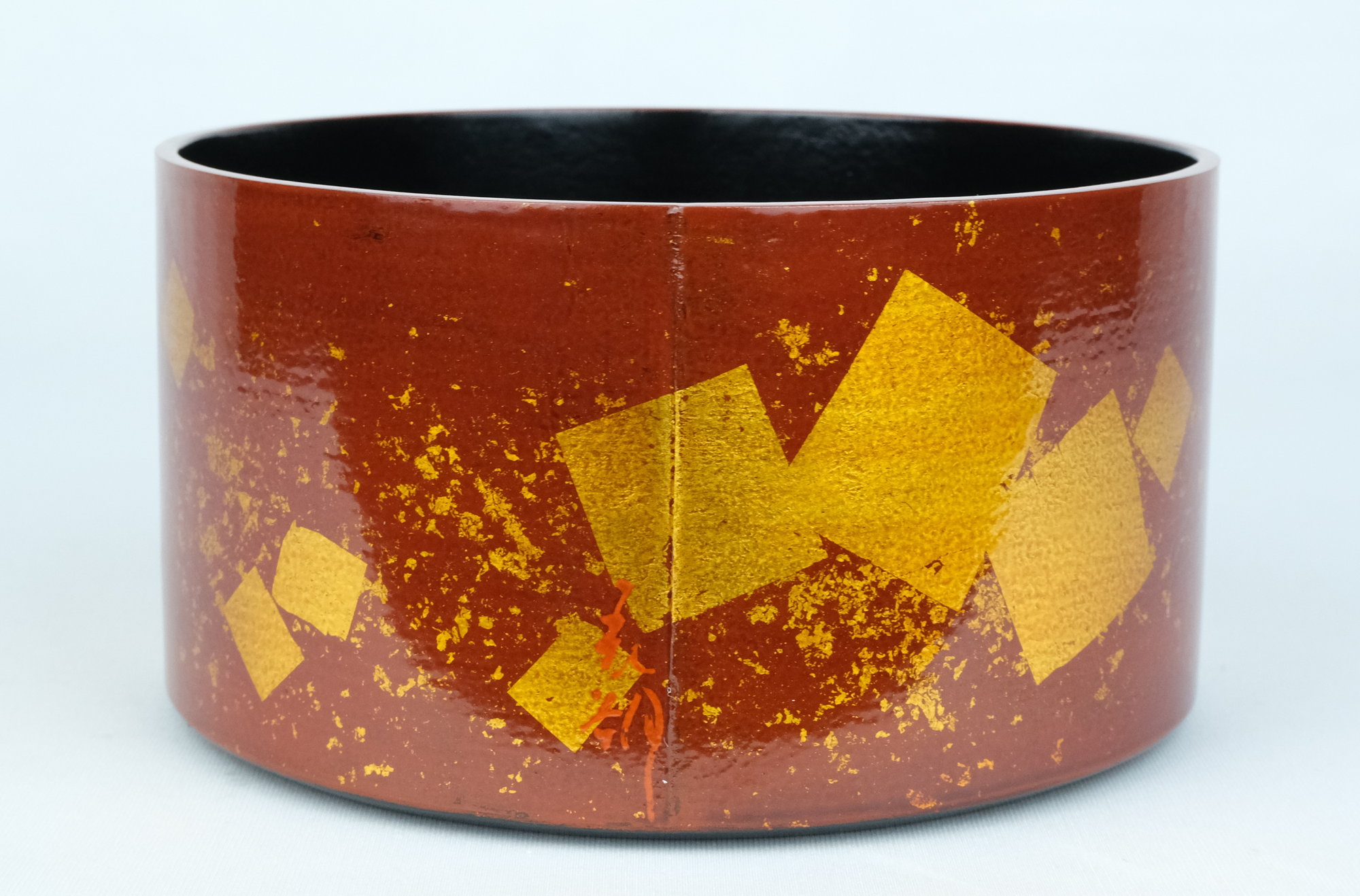 栗山園オンライン通販部 / 【出物】 一閑塗切箔ちらし曲建水 鈴木表朔