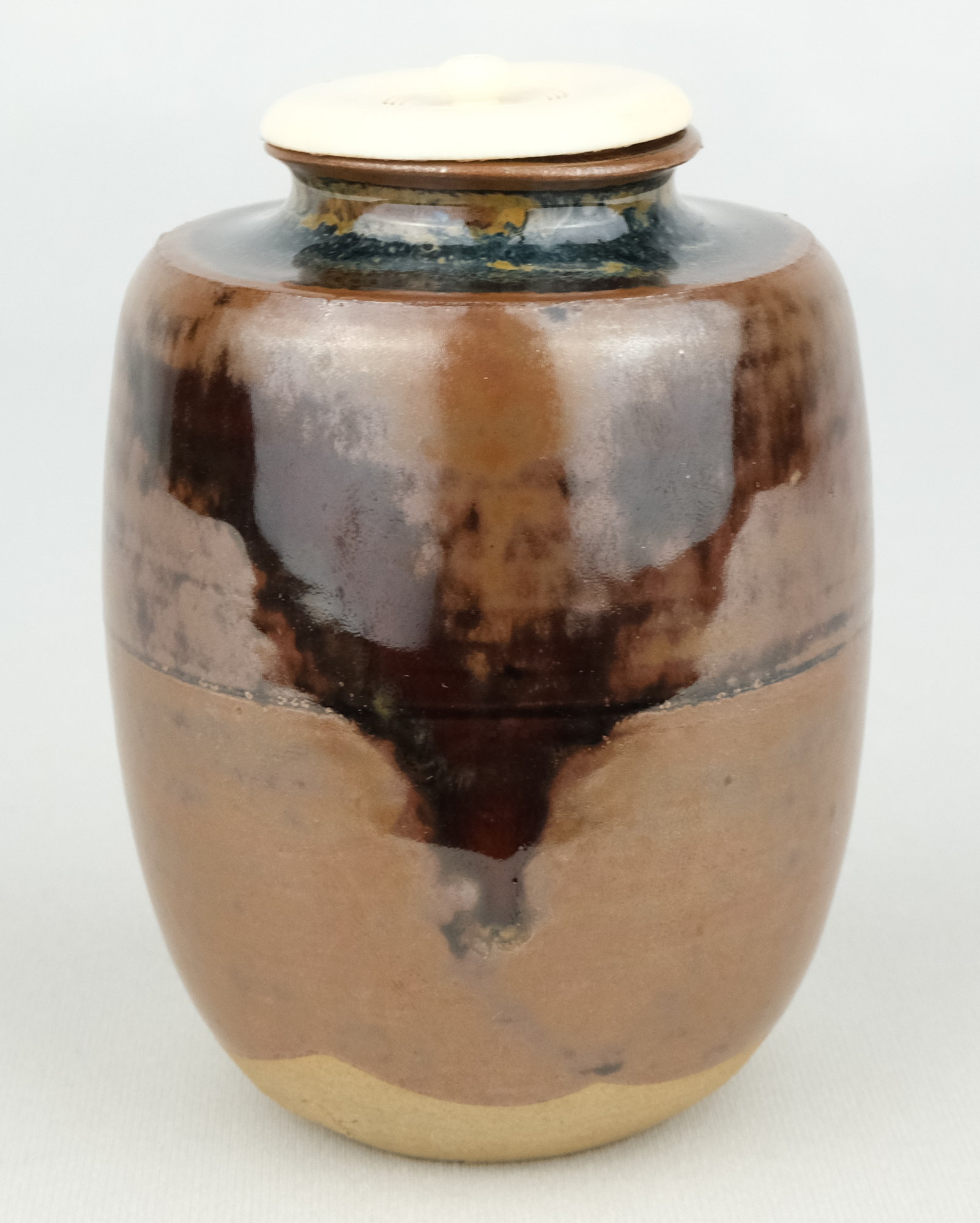 栗山園オンライン通販部 / 【出物】 高取肩衝茶入 14代亀井味楽