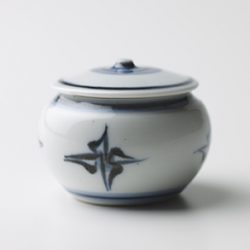 名工】瀧田項一作 白磁 小箱 香炉 香合 小物入れ 【師 富本憲吉 濱田