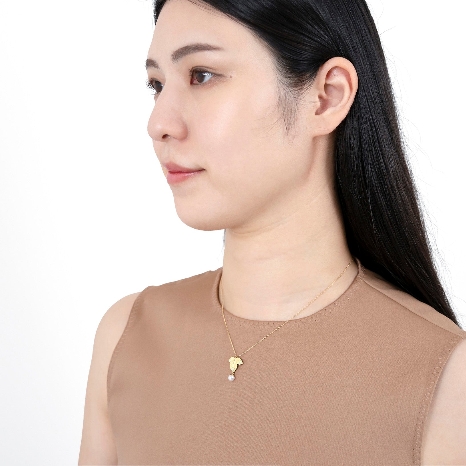 K18 エメラルド、あこや真珠芥子パール ネックレス K18 エメラルド