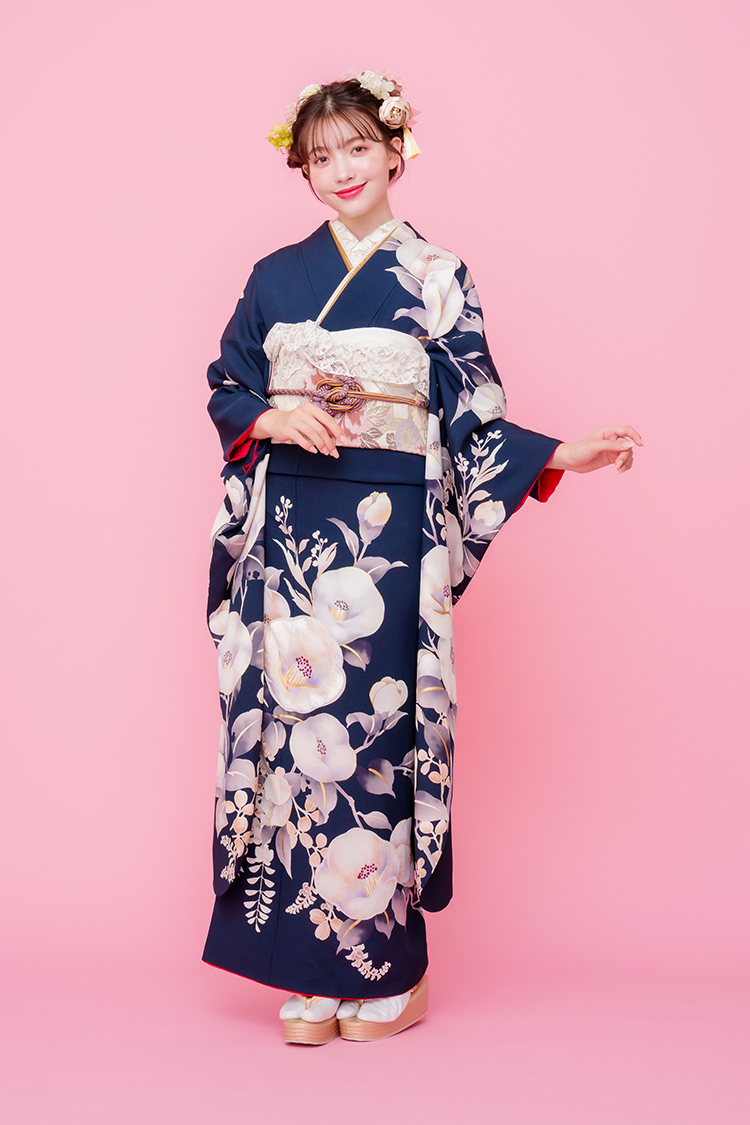 加賀友禅振袖 正絹 藍色 美品 縁起良い柄 成人式 着物の丸