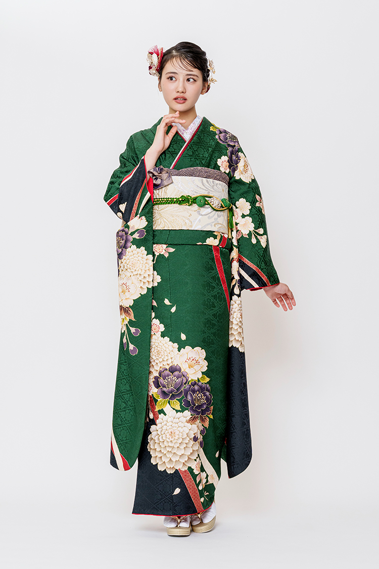 No.1132 【新品/京友禅】癒しのパワーがある深緑と上品に咲く菊や桜で