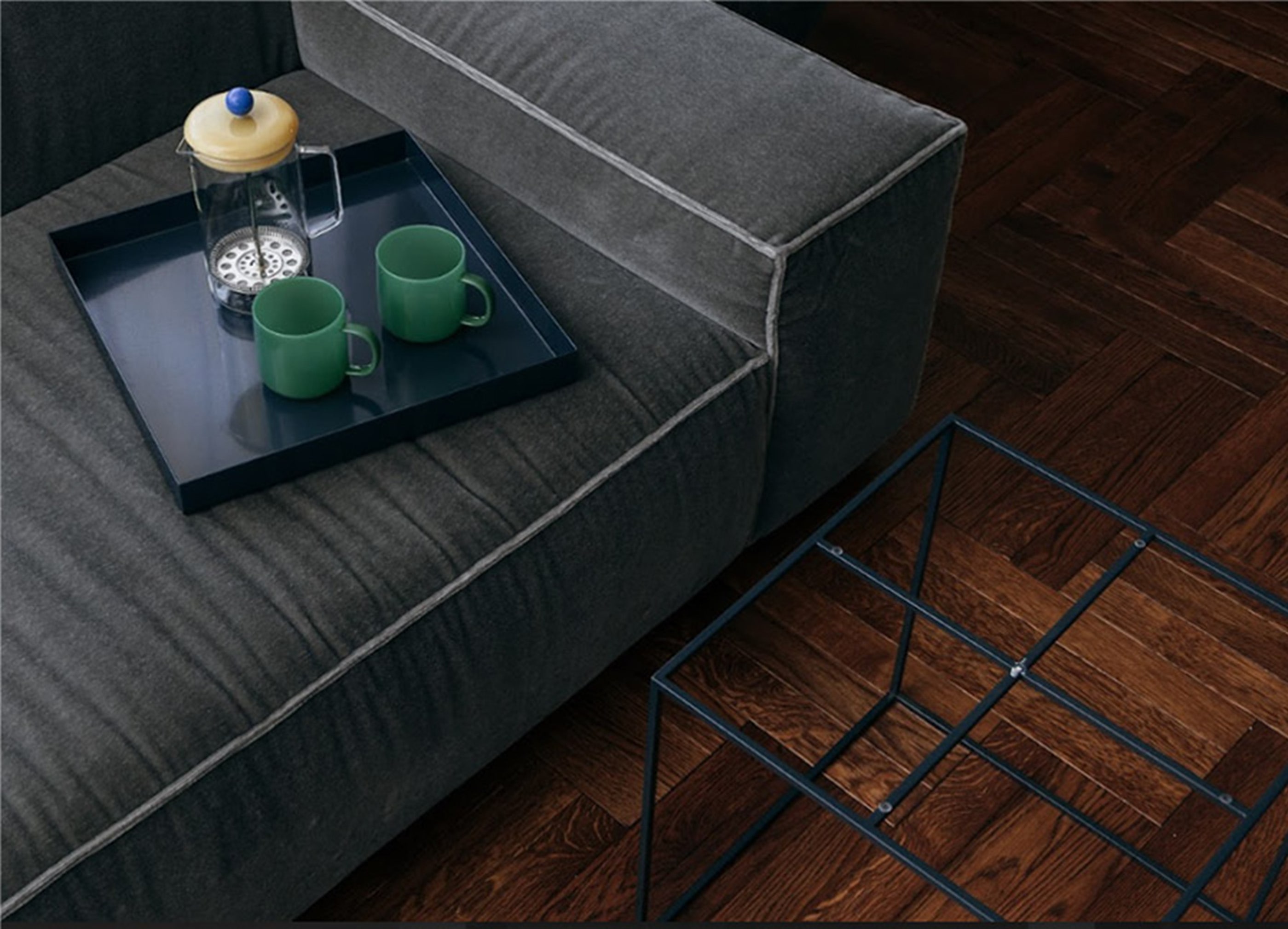 TRAY TABLE S｜北欧デンマーク インテリアブランドの通販サイト【HAY