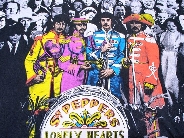 1990s〜 THE BEATLES Sgt. Pepper's Lonely Hearts Club Band総柄T