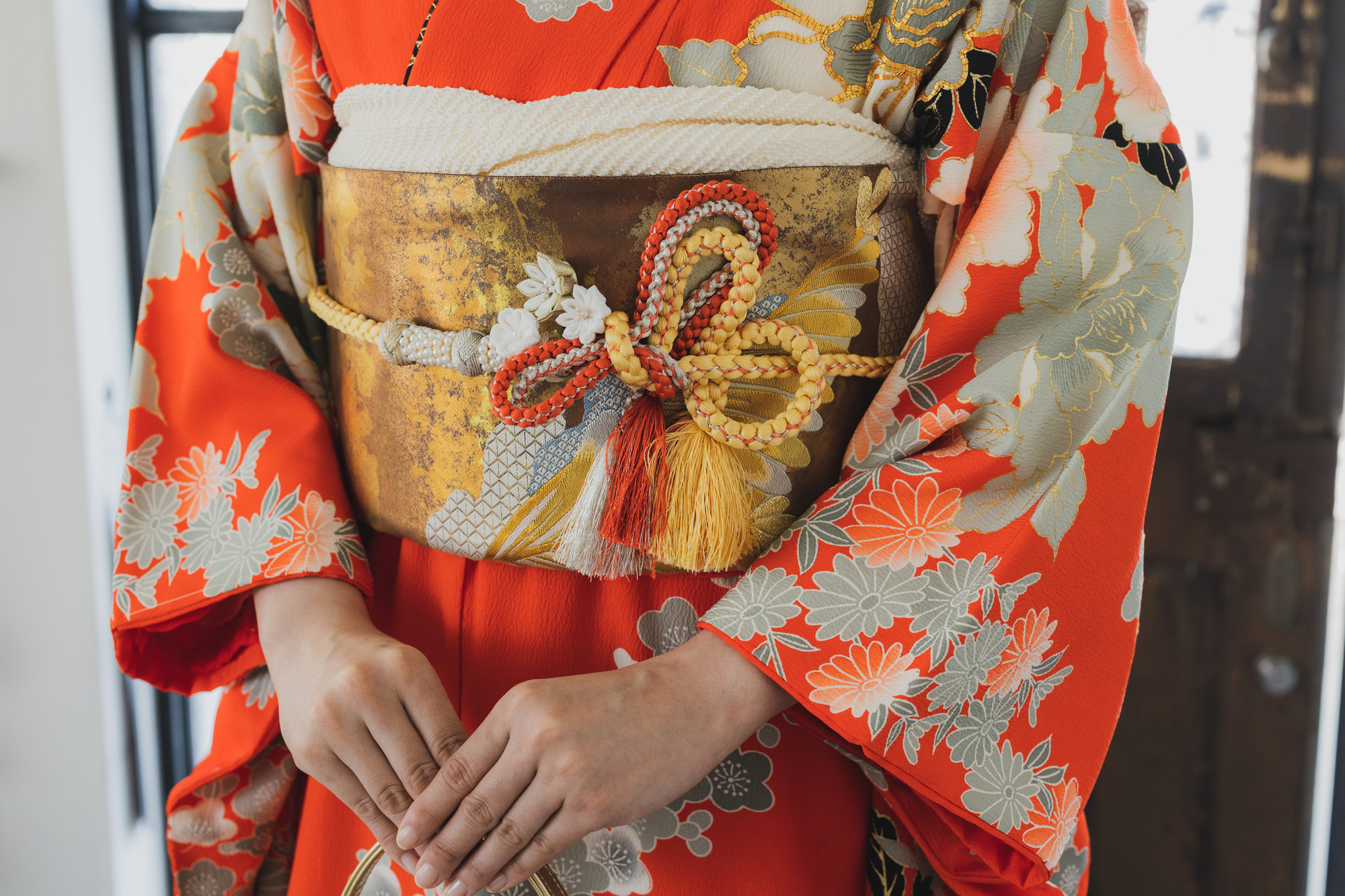 振袖に合う「帯揚げ」の上手な選び方は？デザインの種類や写真映えする