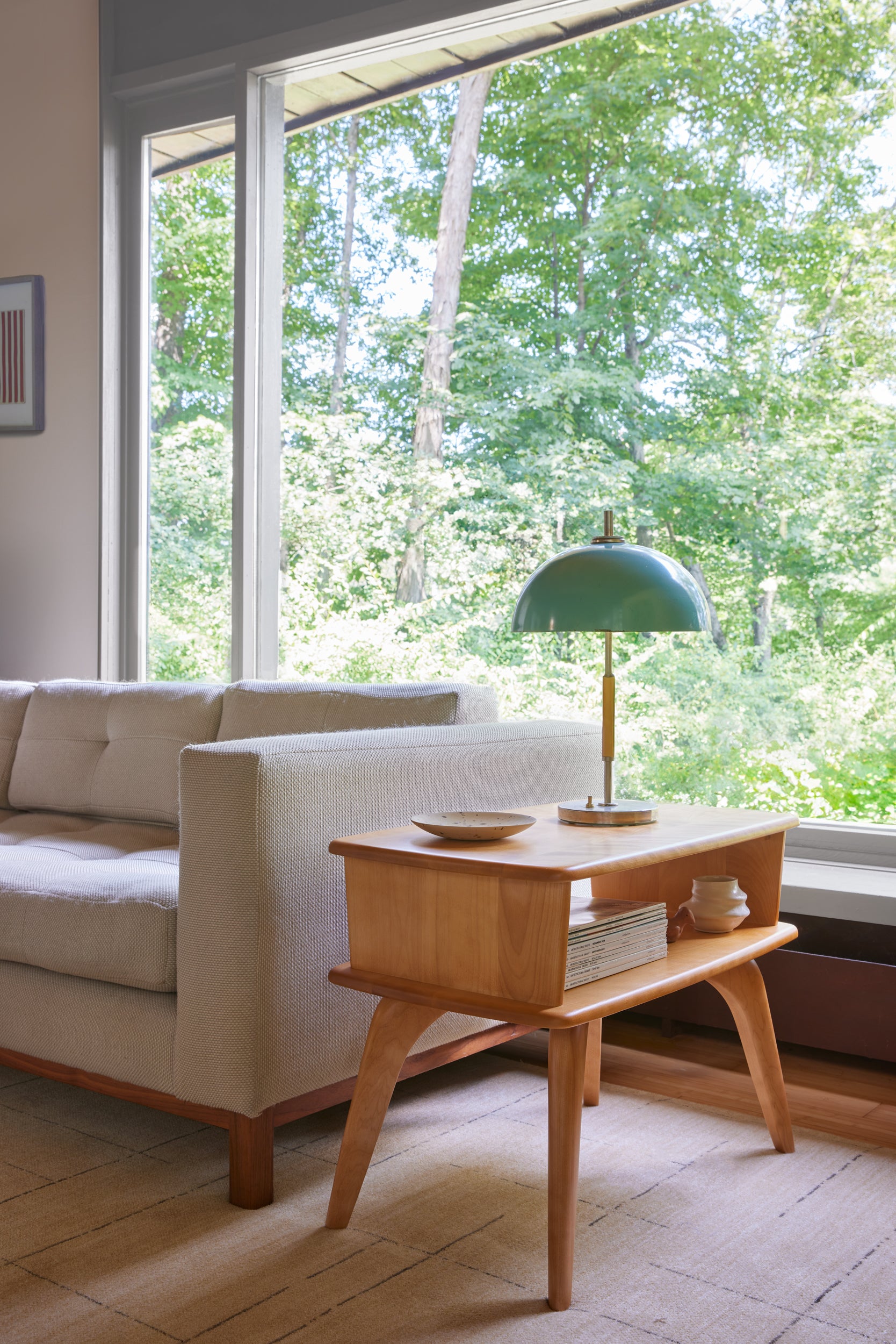 Heywood Wakefield 社製の刻印付きサイドテーブル Heywood Wakefield