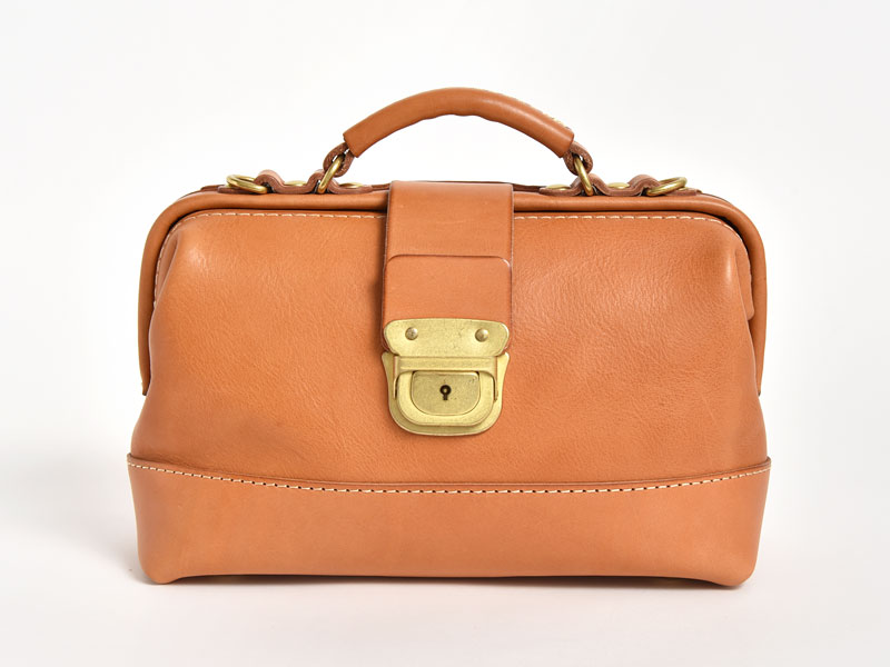 人気のがま口タイプの2way口枠ミニショルダー / 革鞄のHERZ(ヘルツ