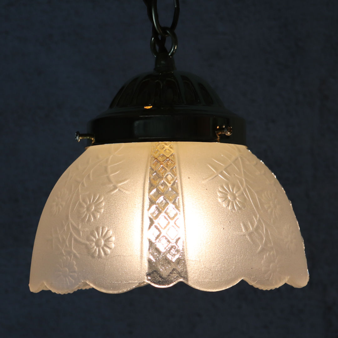 ヴィンテージ花柄フロストガラスシェードペンダントライト