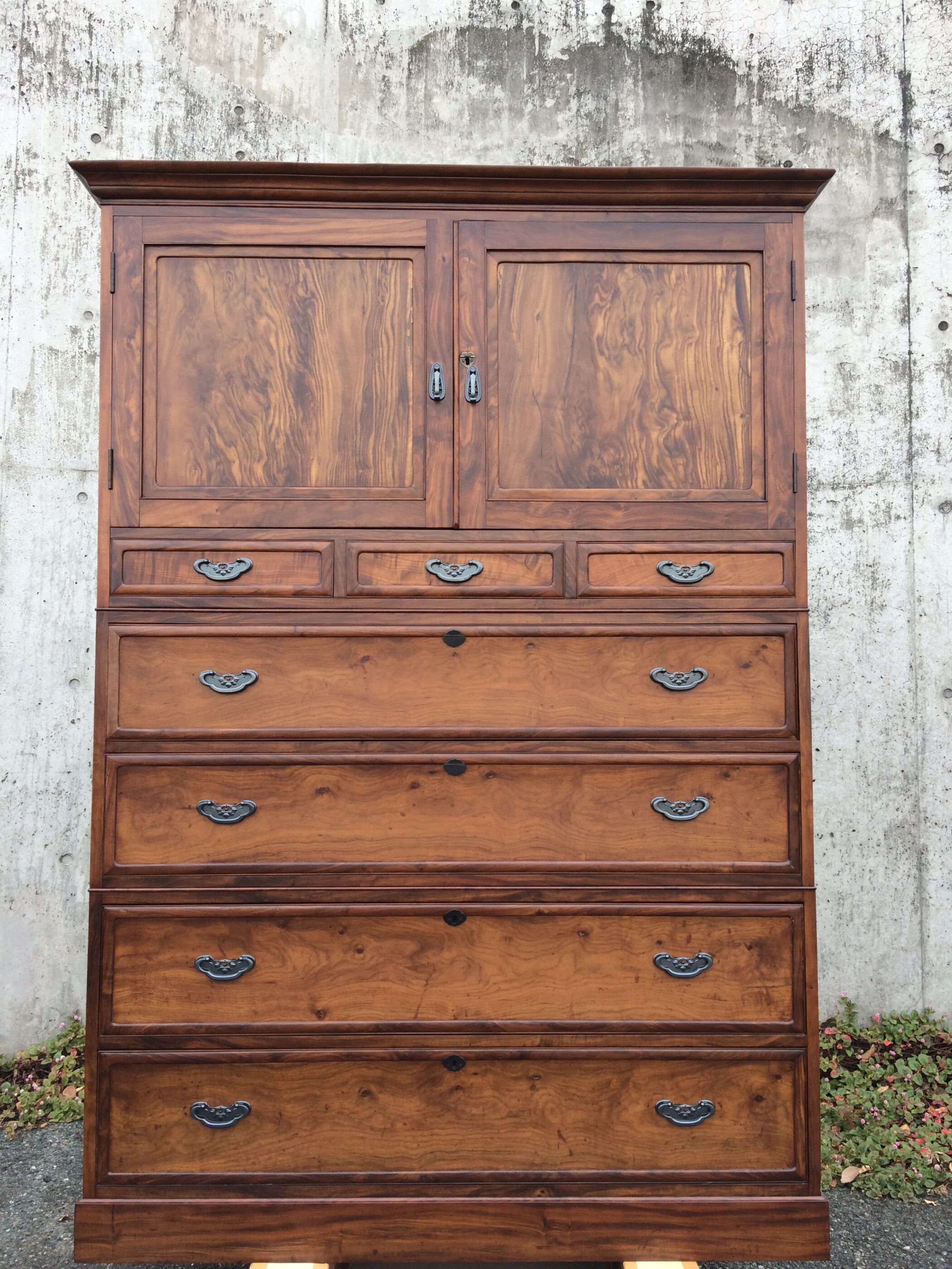 明治時代の和服タンス | 制作事例 | 木工房ひのかわ | 創作家具・注文