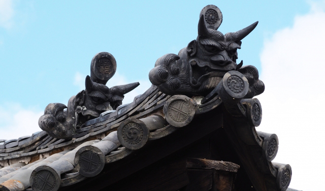 鬼瓦 | 公益社団法人兵庫県バス協会