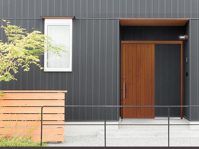 日本製の木製玄関引戸 | 超断熱、高気密の建具 | アイエムドア