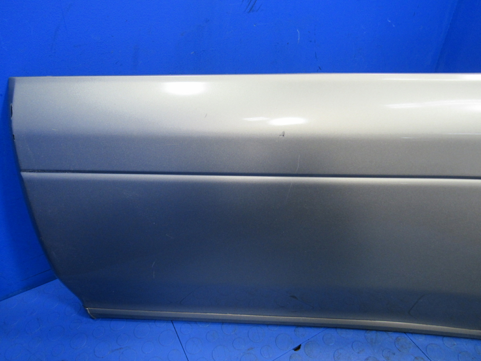 03-09 Lexus GX470 Left LH Rear Driver Side Door Molding Flare