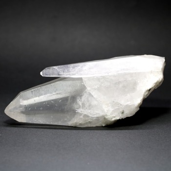 ガネッシュヒマール/ティプリング産]ヒマラヤ水晶原石ナチュラル