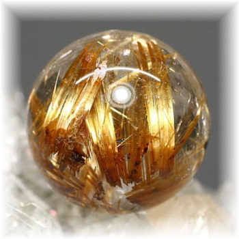 43mm 虹入りゴールドルチルクォーツ 丸玉 スフィア 金針水晶 ゴールド
