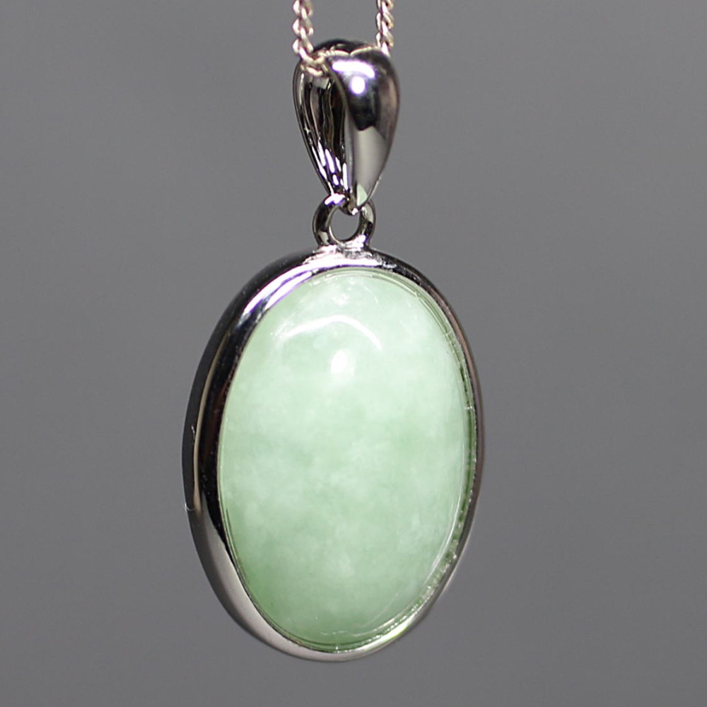 ミャンマー産] 天然翡翠ペンダントトップ（シルバー925） - 埼玉県吉川