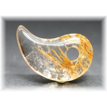 ルチルクォーツ勾玉 - 埼玉県吉川市の天然石専門店・水晶