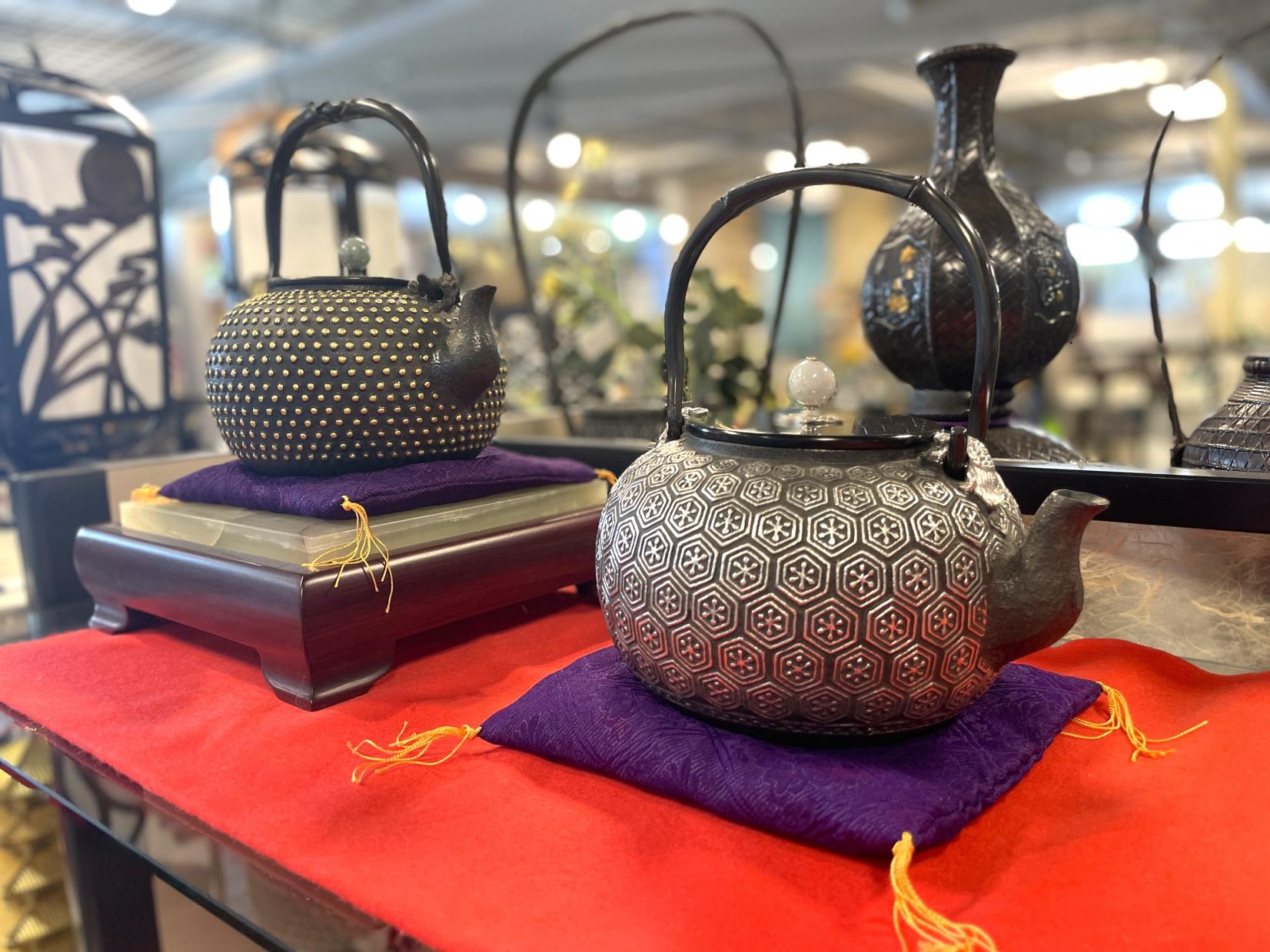 高岡銅器 四津井展示館 | スポット・体験 | 【公式】富山県の観光/旅行