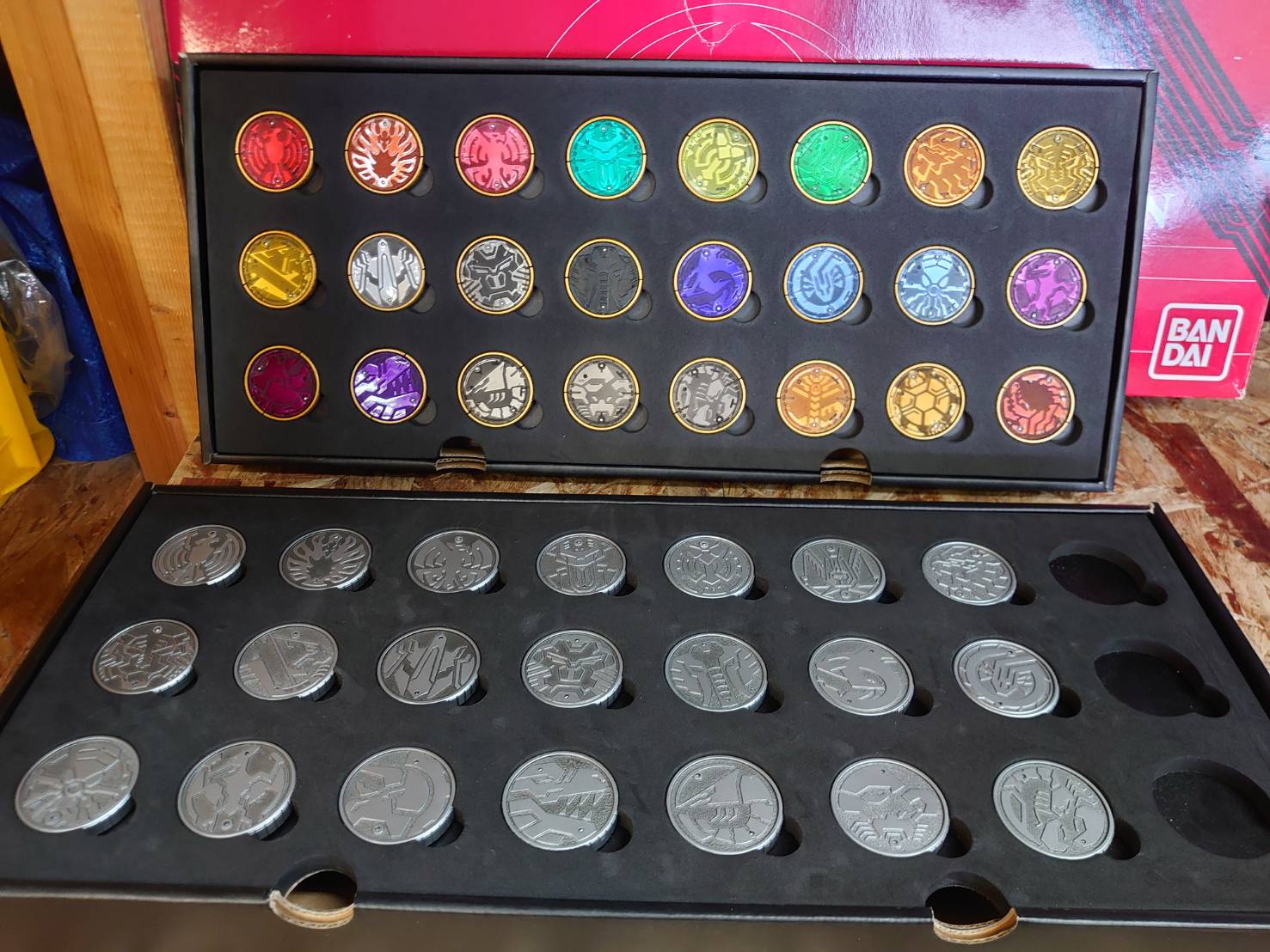 仮面ライダー。オーズプレミアムオーメダルコレクション。
