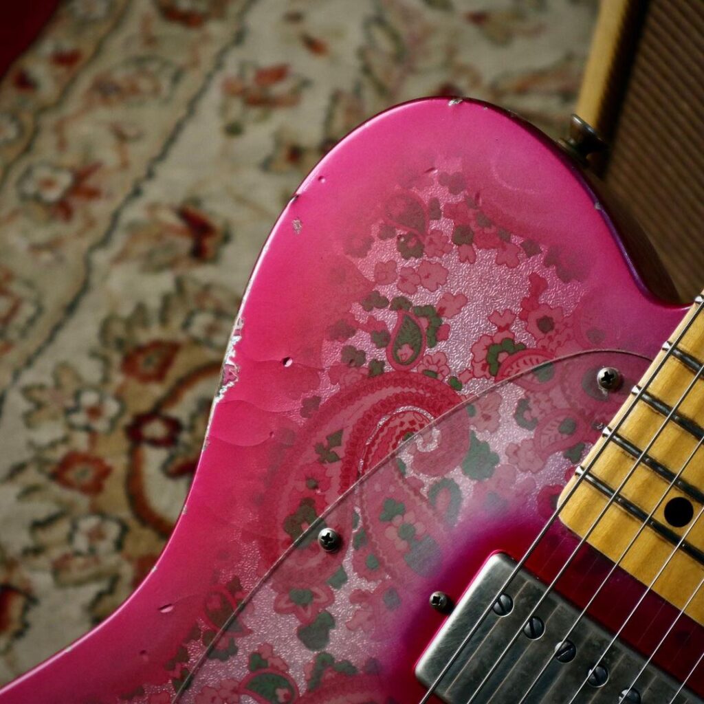 CUSTOM-MADE Telecaster Pink Paisley