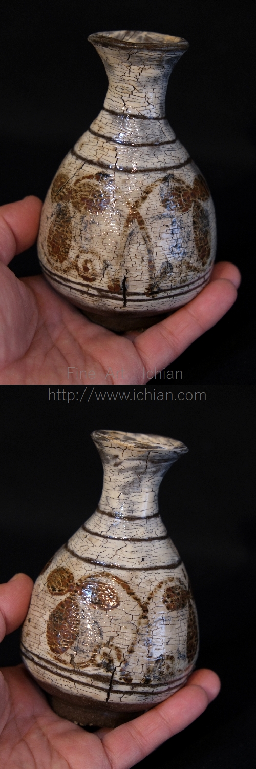 鶏龍山 徳利 李朝初期伊丹 潤コレクション :: ichian