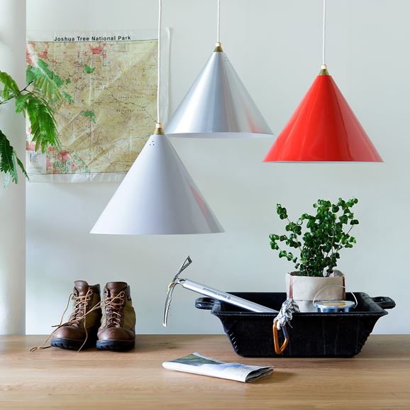 BERG LAMP Gray｜ペンダントランプ｜IDEE SHOP Online