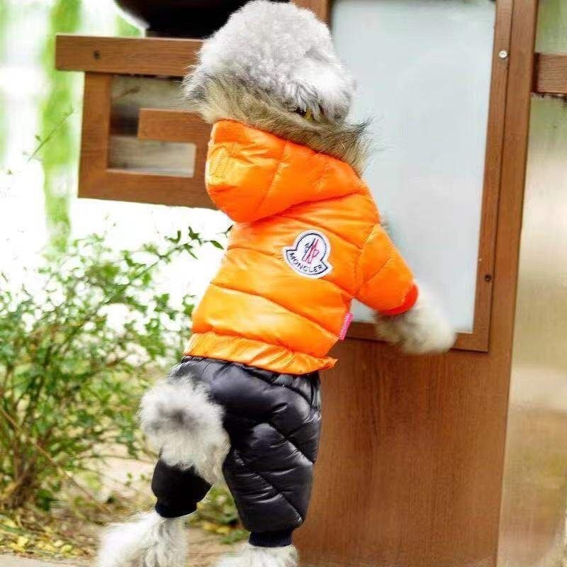 Moncler モンクレールハイブランドペット冬服 ダウンジャケット 犬の服